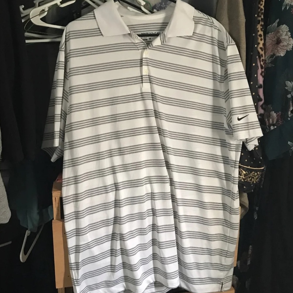 Nike dri-fit Polo-SOLD